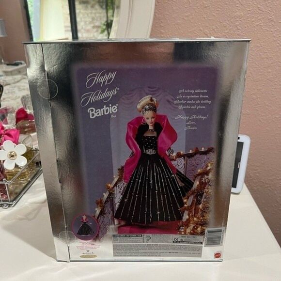 * 1998 Special Edition Happy Holidays Barbie - Picture 2 of 7